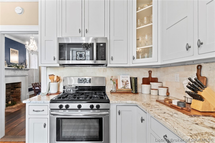 Listing Image 19