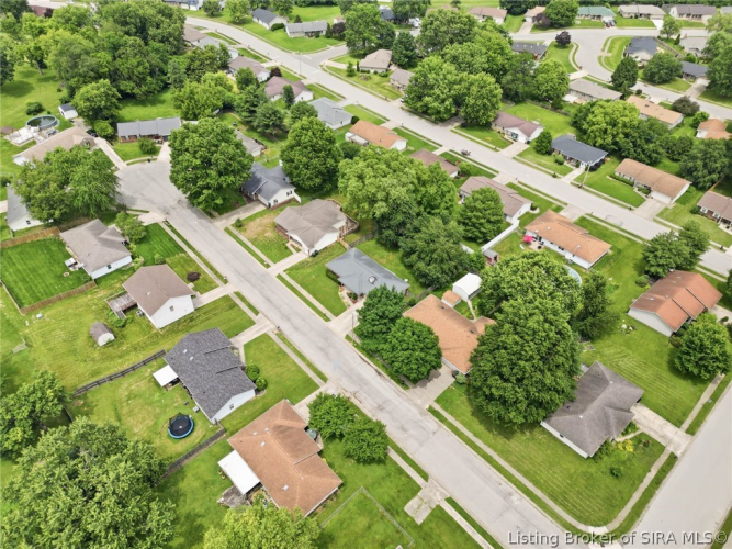Listing Image 44