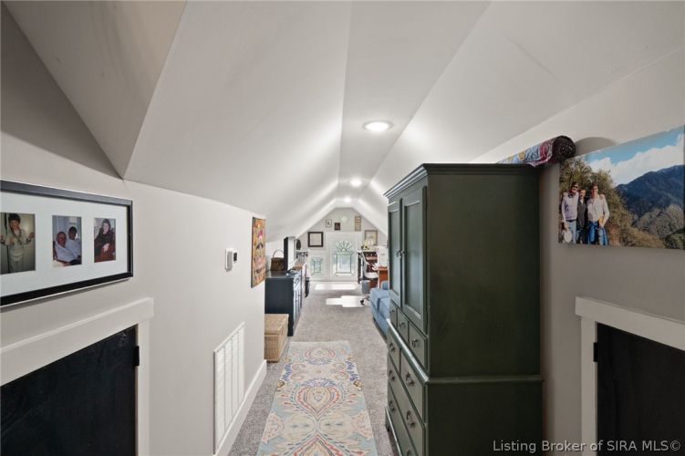 Listing Image 41