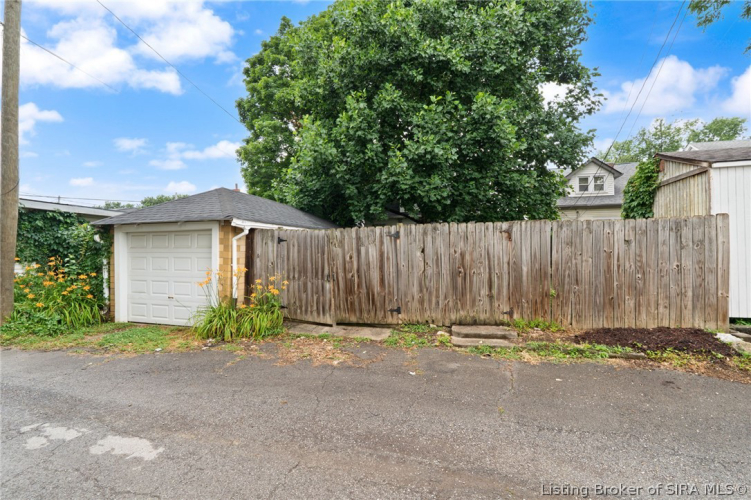 Listing Image 59