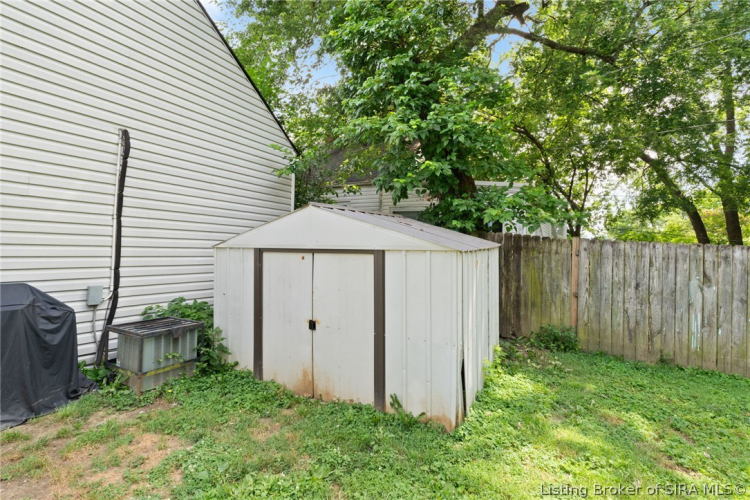 Listing Image 32