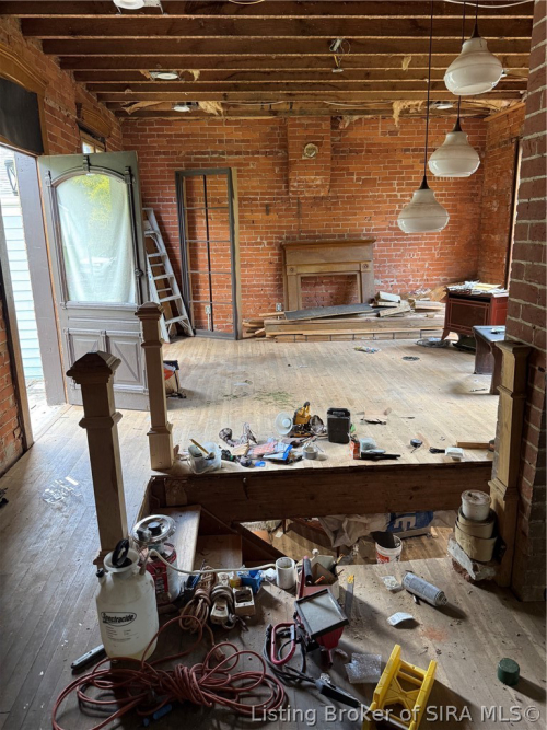 Listing Image 21