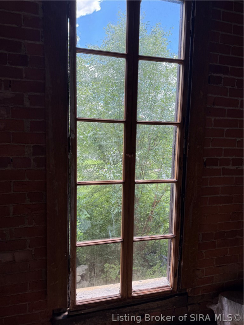 Listing Image 24