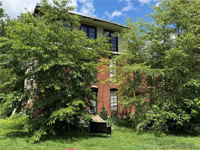 Listing Image 38