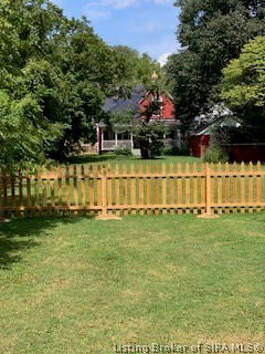 Listing Image 9