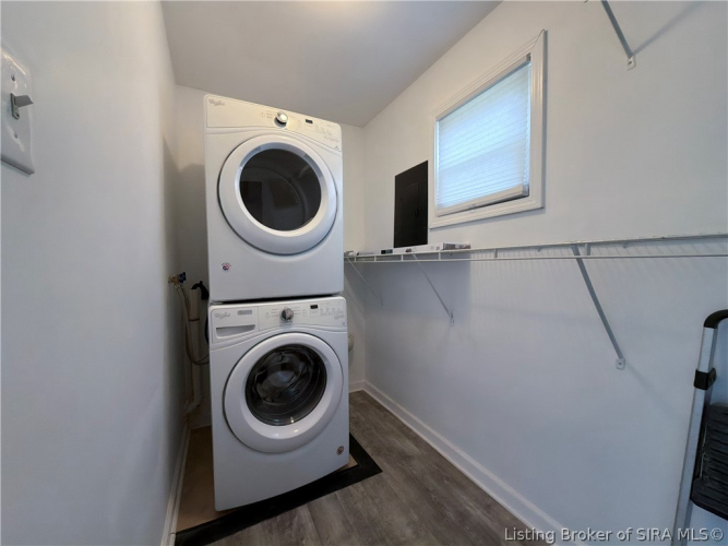 Listing Image 21