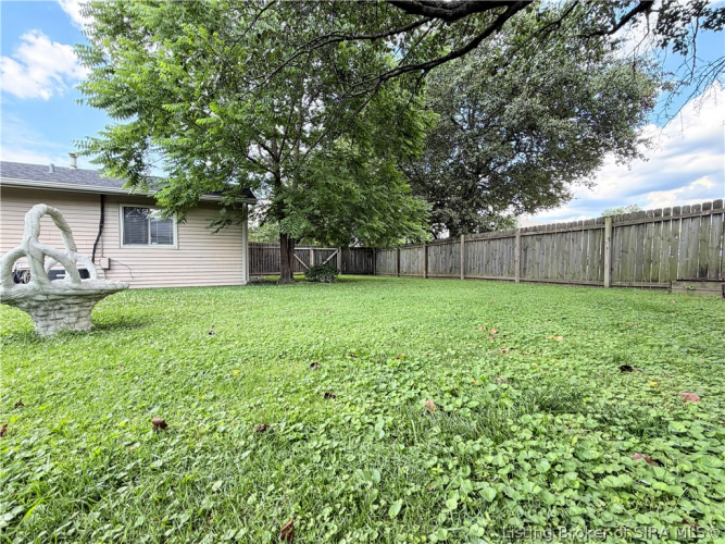 Listing Image 25