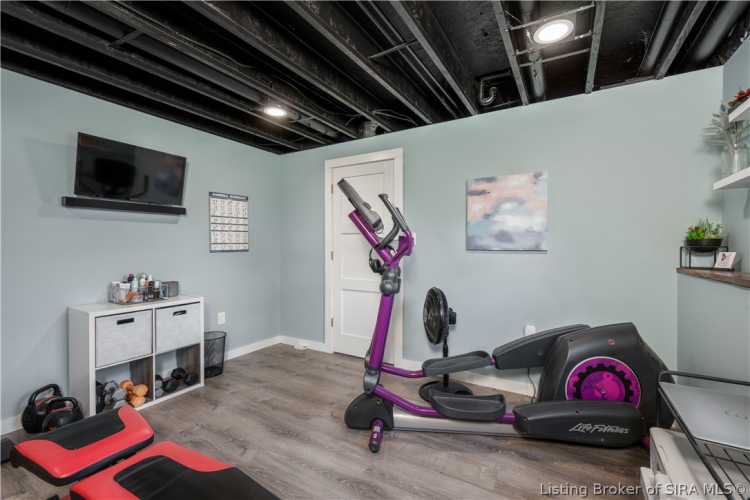 Listing Image 22