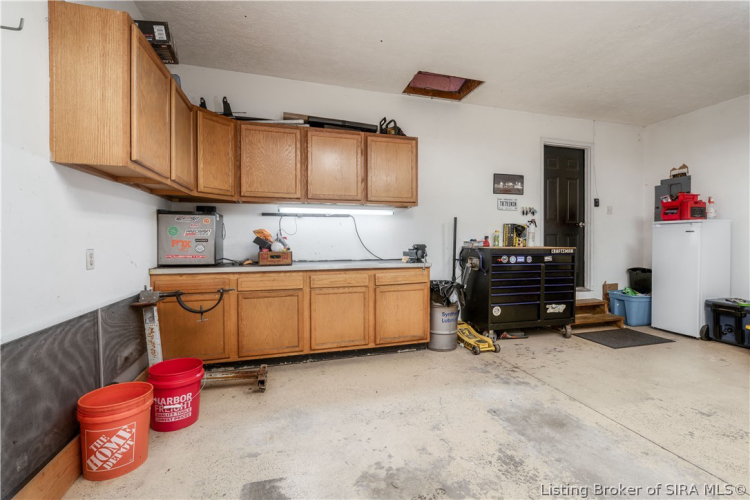 Listing Image 33