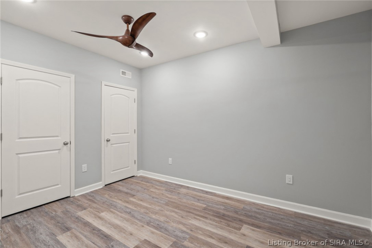 Listing Image 35