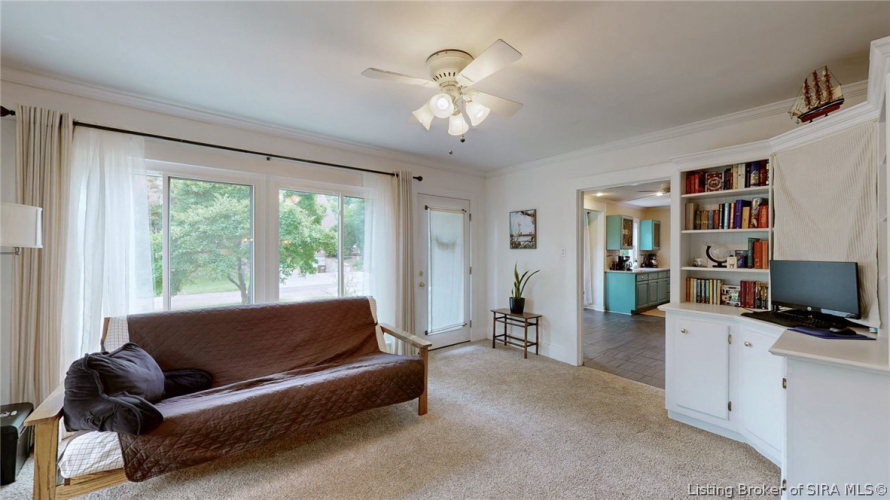Listing Image 11