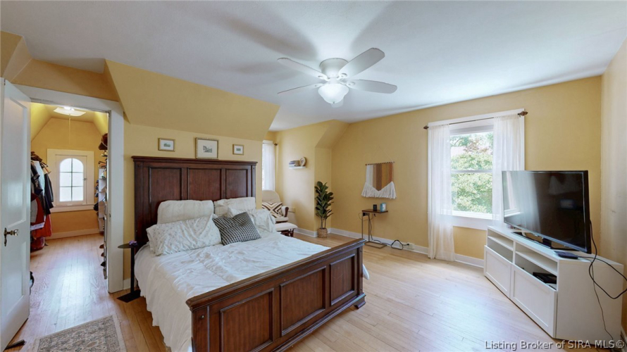 Listing Image 16