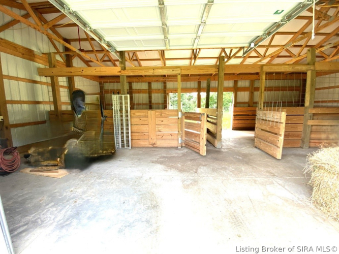 Listing Image 32