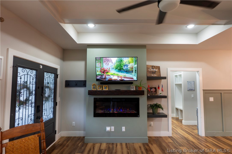 Listing Image 15