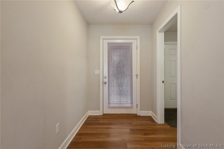 Listing Image 23