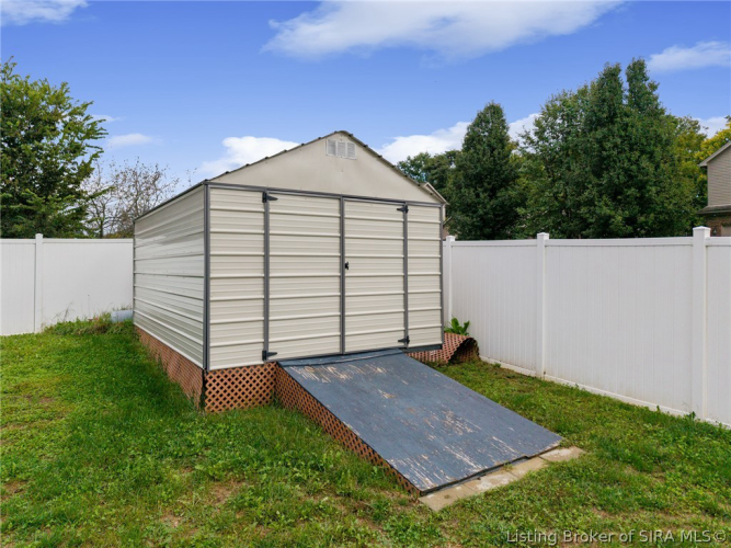 Listing Image 29
