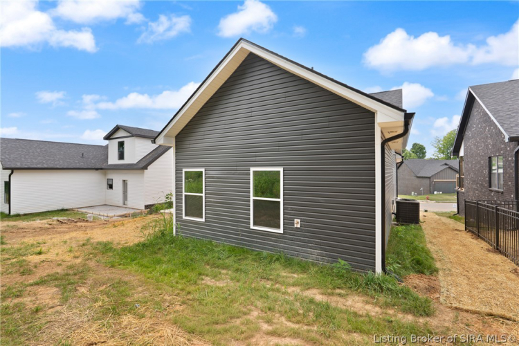 Listing Image 33