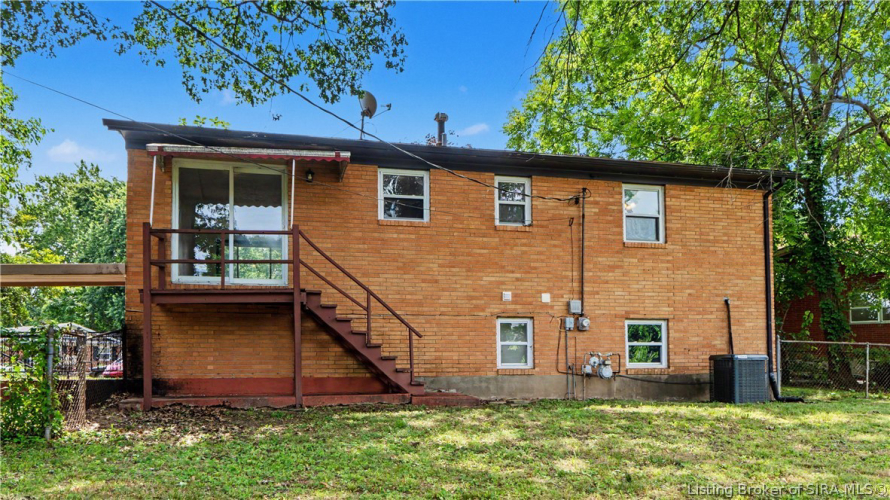 Listing Image 12