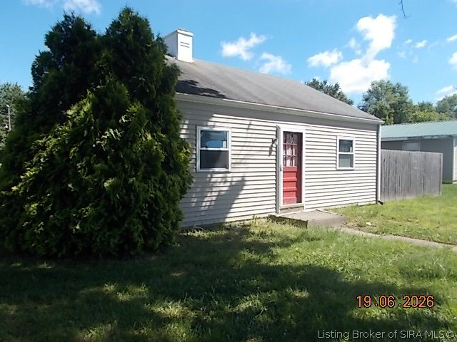 Listing Image 3