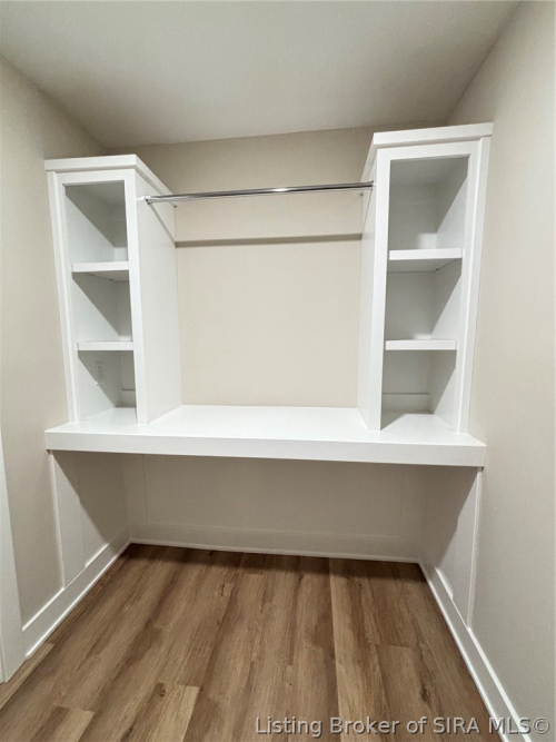 Listing Image 5
