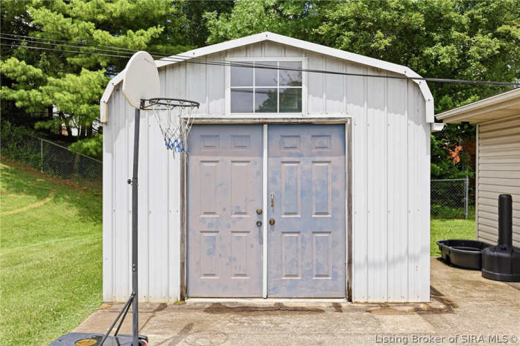 Listing Image 32