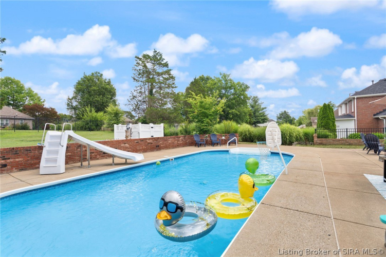 Listing Image 53