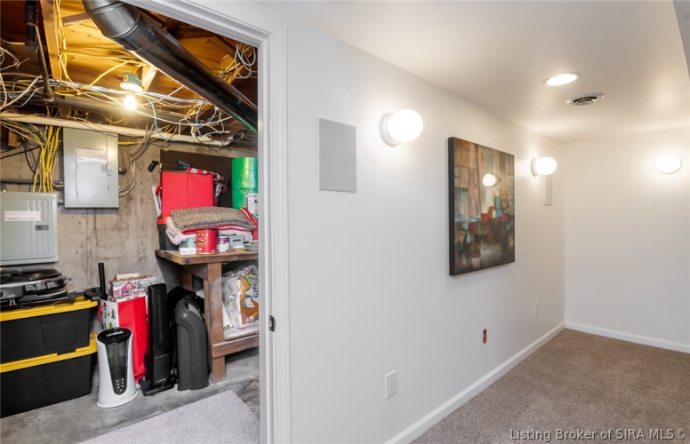 Listing Image 37