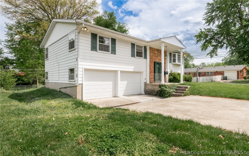 Listing Image 3
