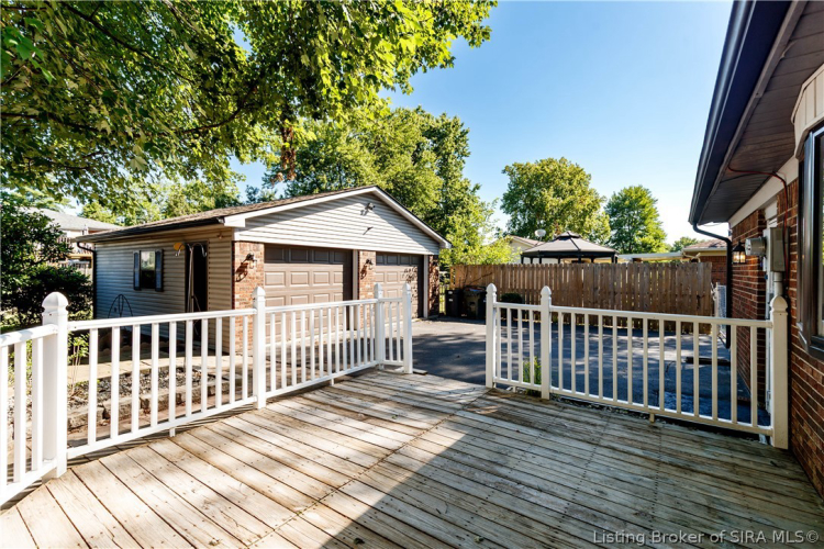 Listing Image 37
