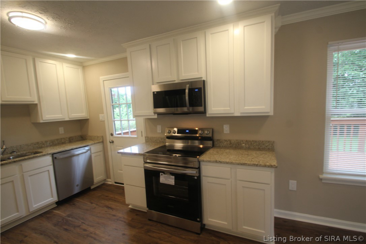 Listing Image 13