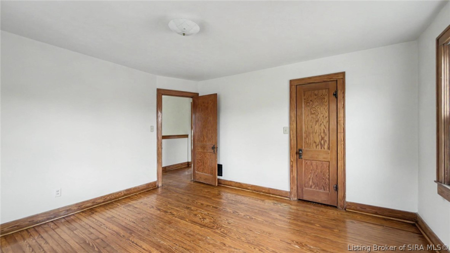 Listing Image 25