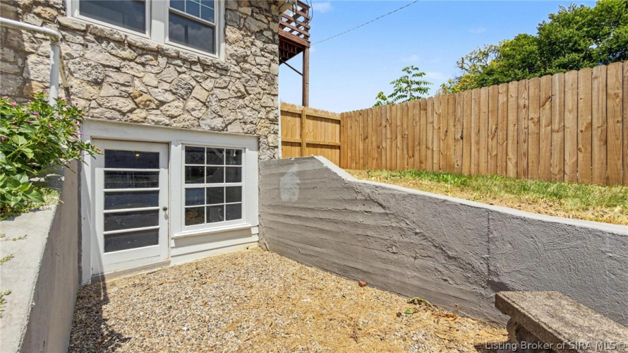 Listing Image 35