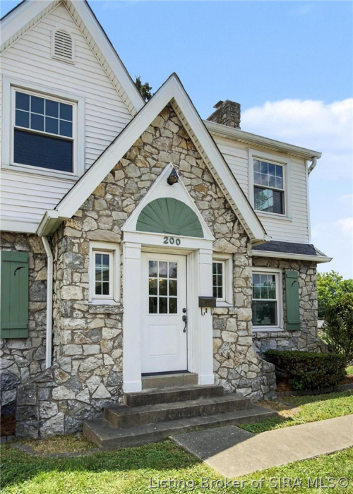 Listing Image 5