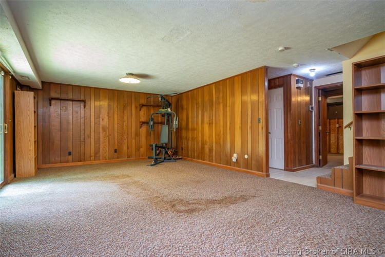 Listing Image 63