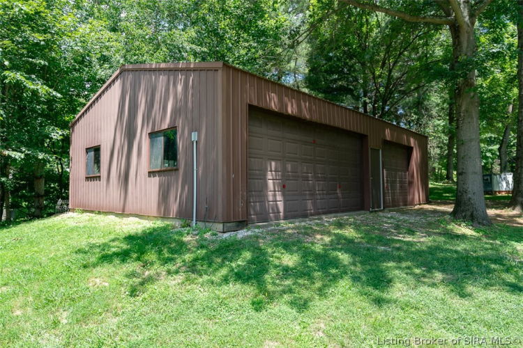 Listing Image 79