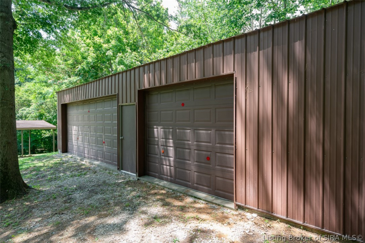 Listing Image 80