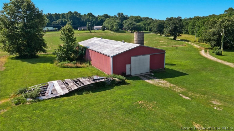 Listing Image 11