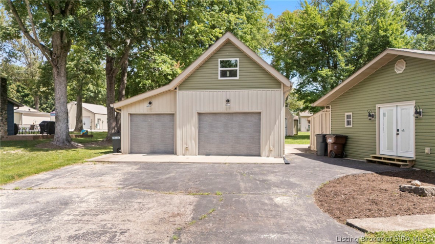 Listing Image 39