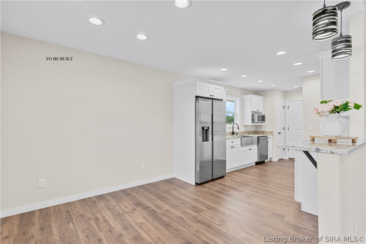 Listing Image 22