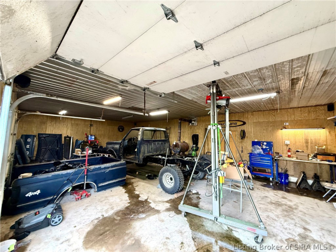 Listing Image 32