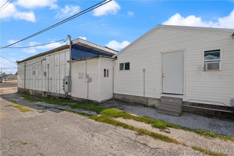 Listing Image 2