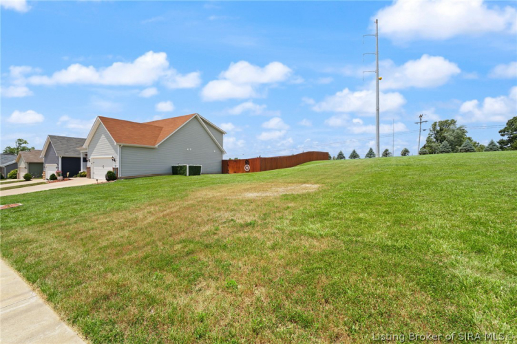 Listing Image 40