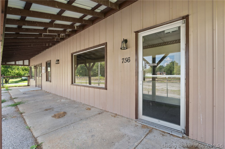 Listing Image 68
