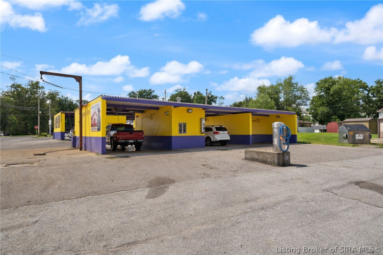 Listing Image 83