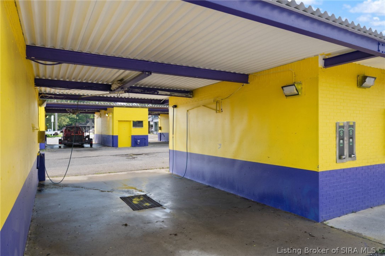 Listing Image 87