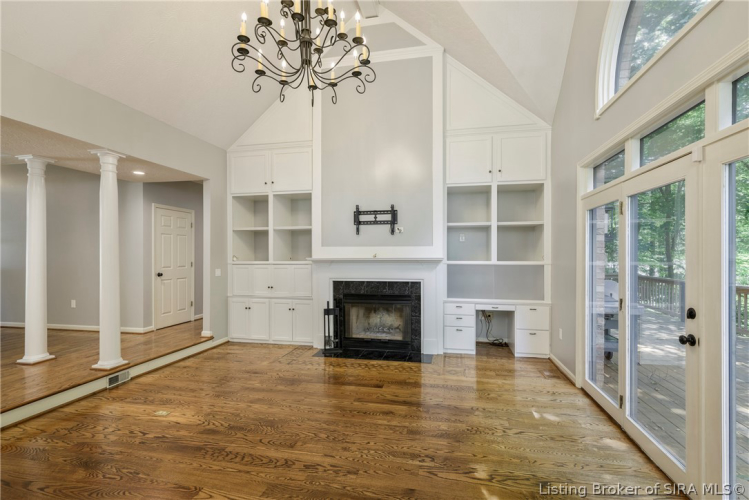 Listing Image 12