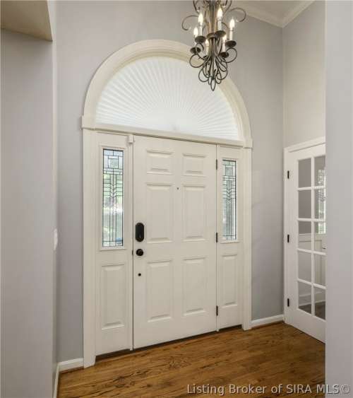 Listing Image 4