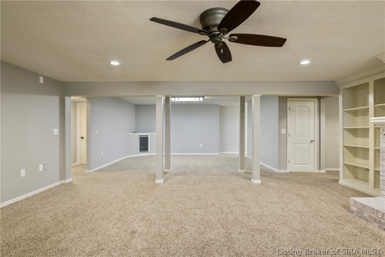 Listing Image 32