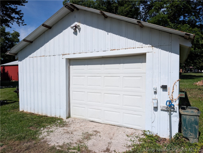 Listing Image 45