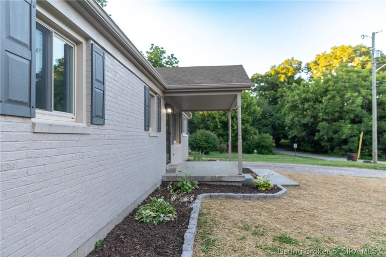 Listing Image 58